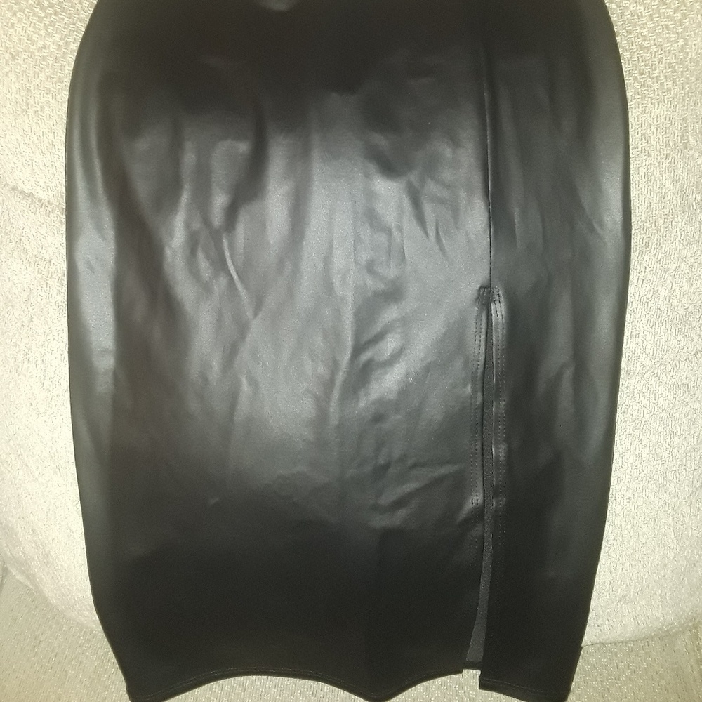 Leather pencil skirt